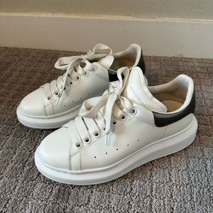 Alexander McQueen Sneaker